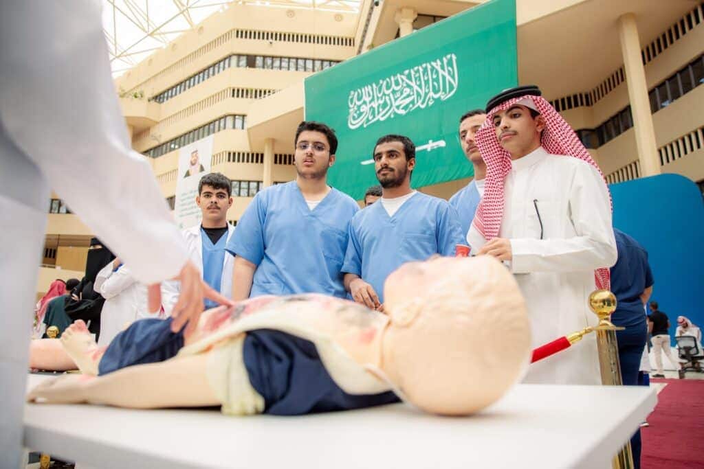 عرض محاكاة رعاية صحية ضمن فعاليات الأسبوع العالمي بجامعة القصيم.