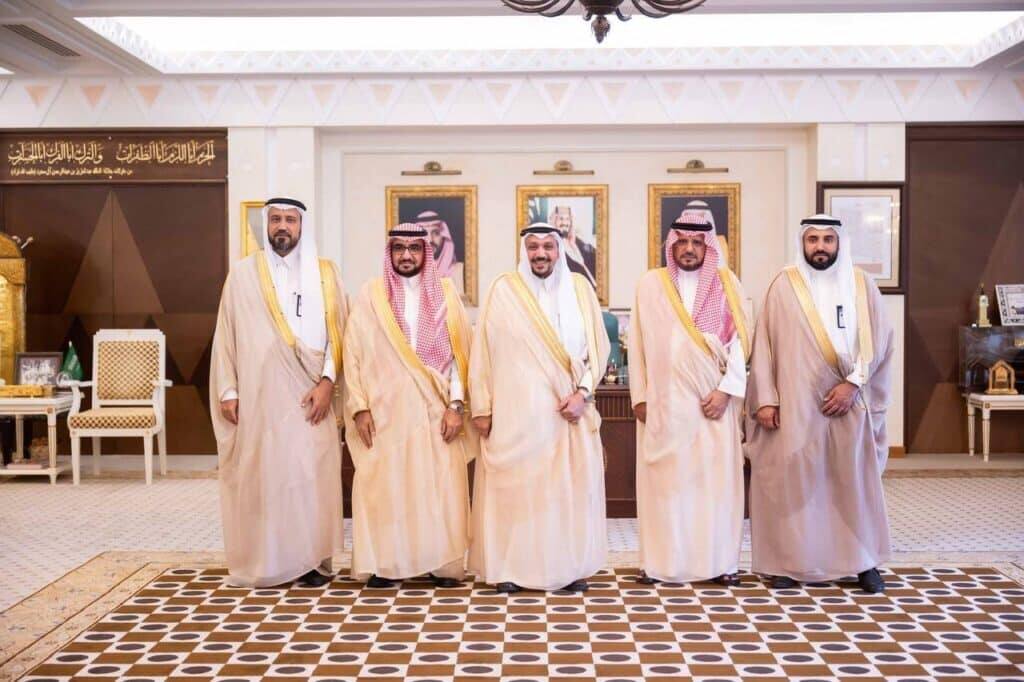 فعالية أكاديمية جامعة القصيم بحضور أمير المنطقة لدعم الابتكار والبحث الوطني.
