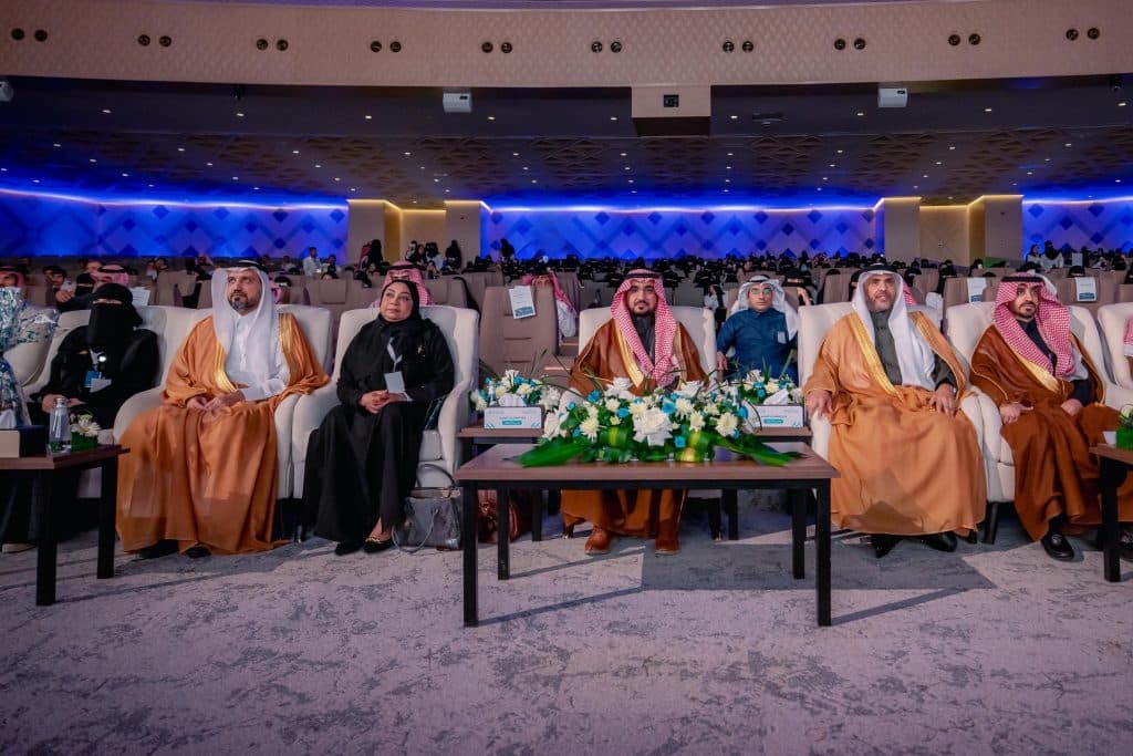 حضور أكاديمي في الملتقى البحثي بجامعة القصيم يناقش الاستدامة في التمريض.