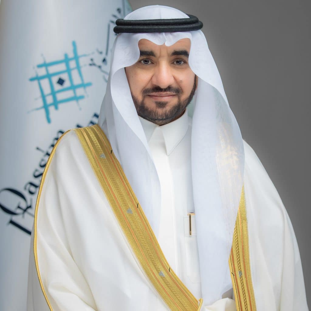 عضو من جامعة جامعة القصيم يشارك في فعالية رمضانية تعبر عن القيم السعودية الإسلامية.