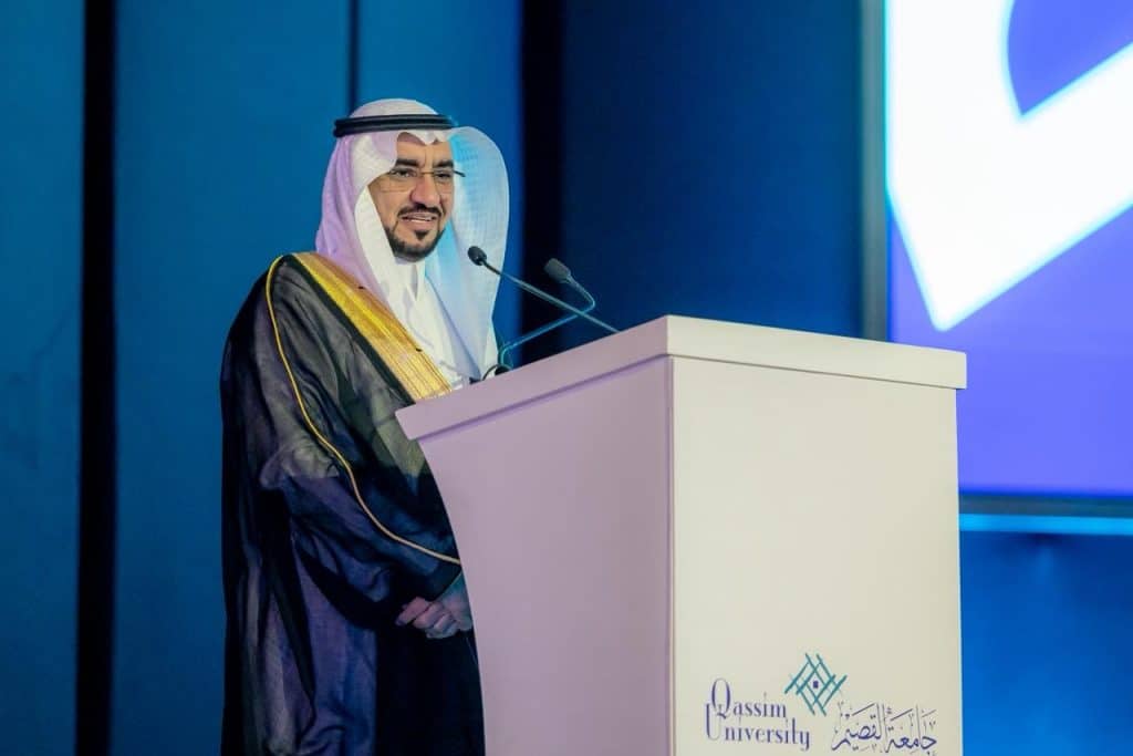 The President of Qassim University delivers a speech at the graduation ceremony of the 23rd class at the University Hall.