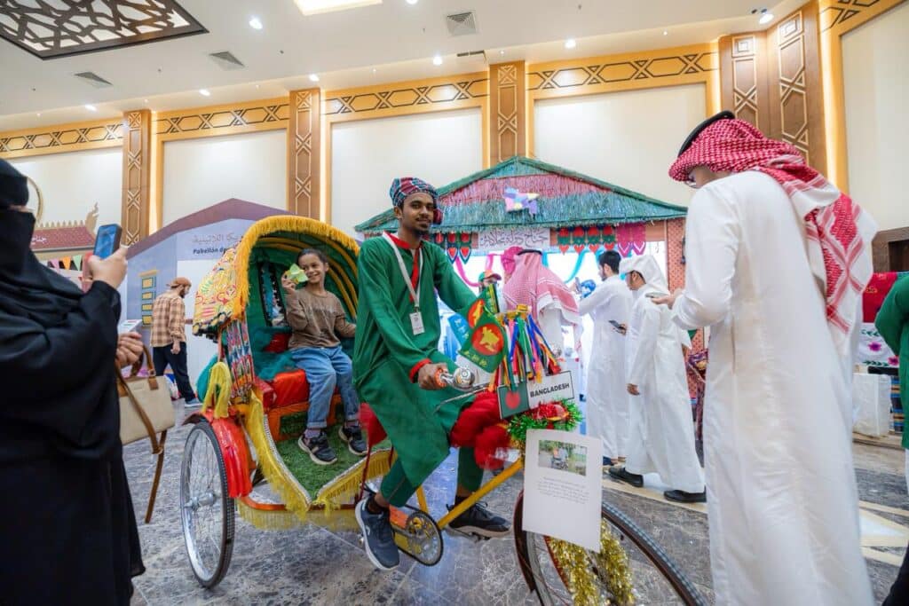 Cultural event at Saudi heritage and hydraulic university in Al-Qassim within the festival of nations.