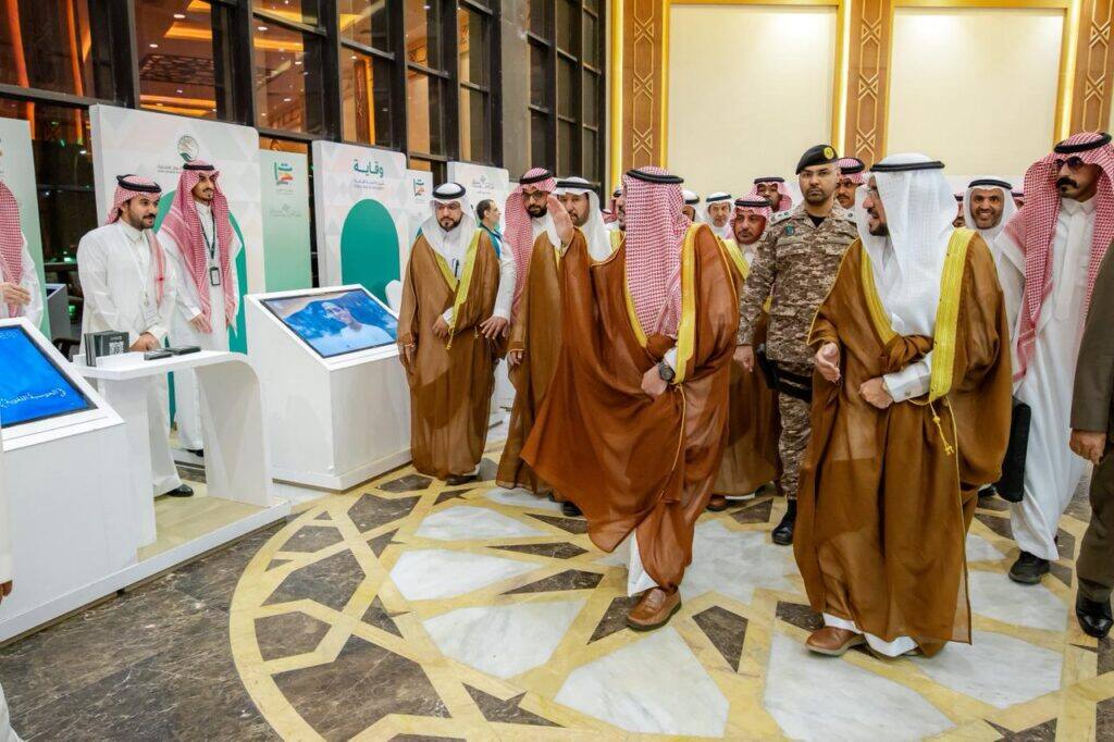 Visit of the Prince of Al-Qassim Region to the Peoples' Heritage Festival at Qassim University and Enhancement of Academic Interaction.